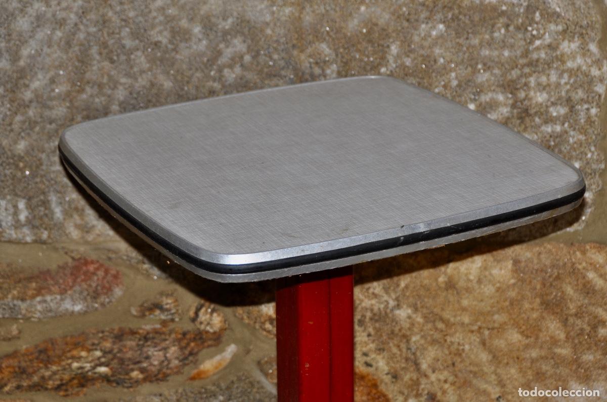 Vintage: Mesa bar pie de hierro y sobre Formica - Foto 6