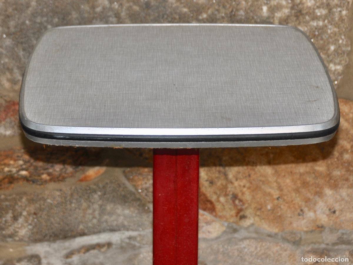 Vintage: Mesa bar pie de hierro y sobre Formica - Foto 9