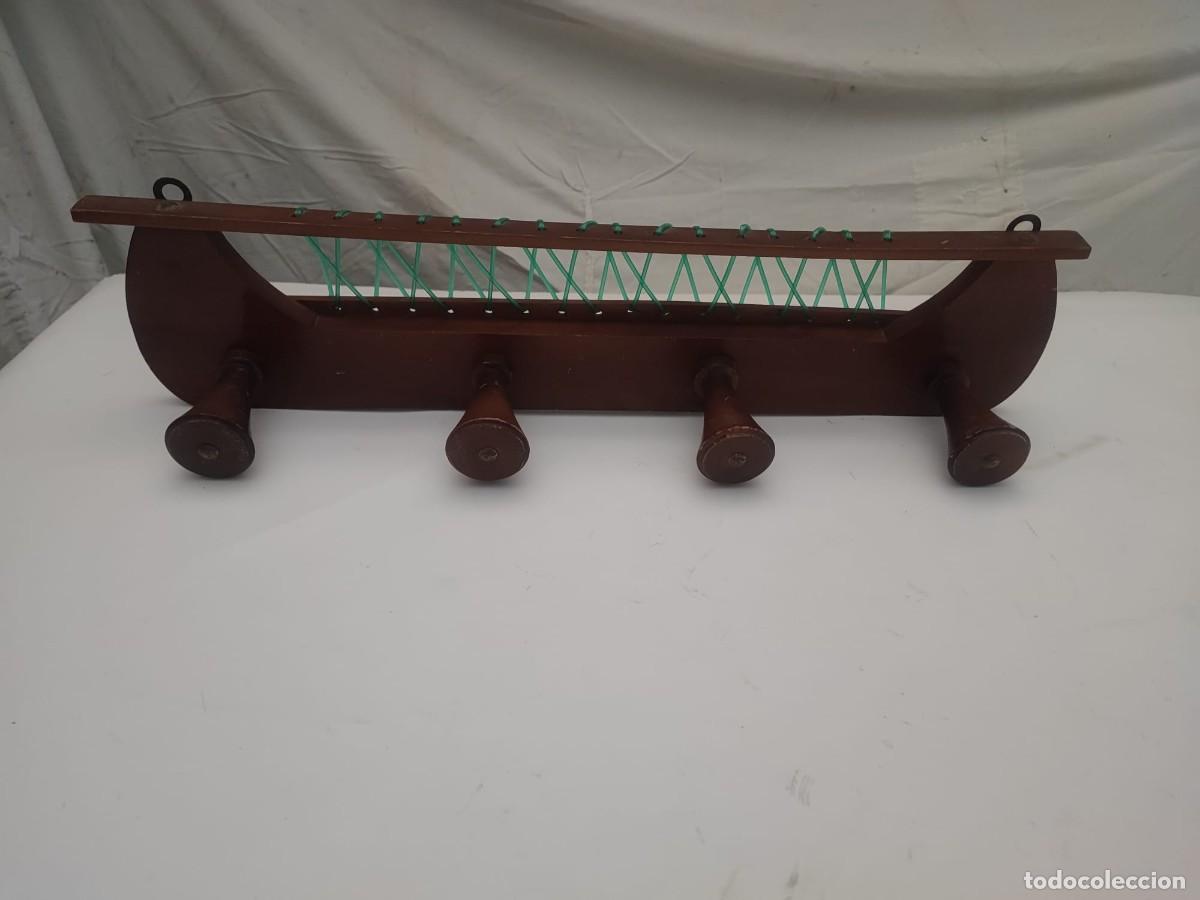 Vintage: Antiguo perchero de madera - Foto 2