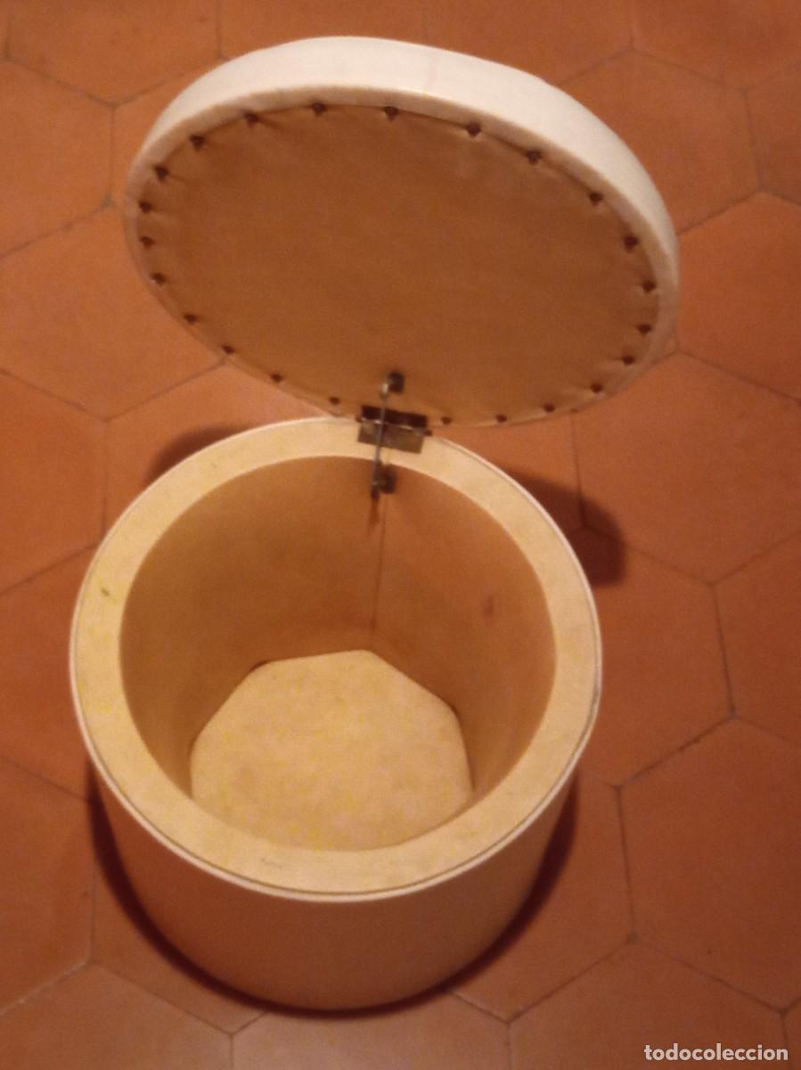 Vintage: puff de piel con tapa - Foto 2