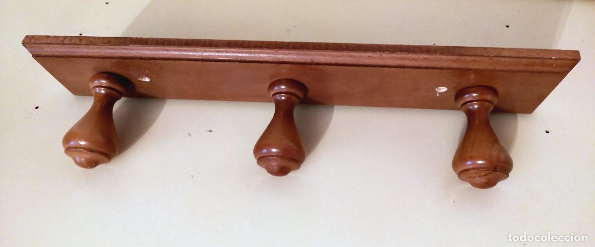 Vintage: PERCHERO VINTAGE DE MADERA MACIZA - Foto 2