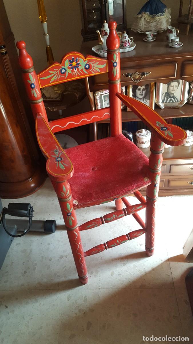 Vintage: Silla pintada/decorada, de estilo sevillano. - Foto 5