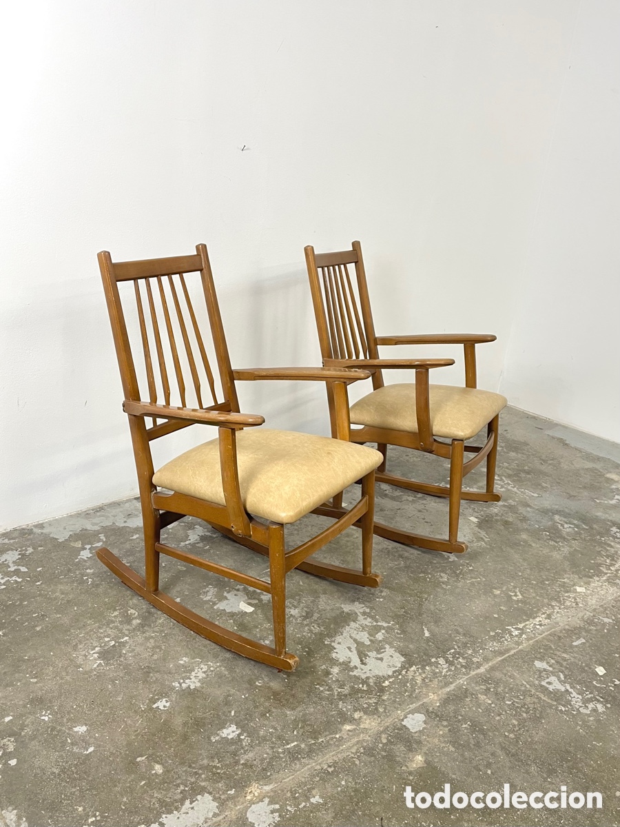 Vintage: Pareja mecedoras de madera y scai - Foto 2