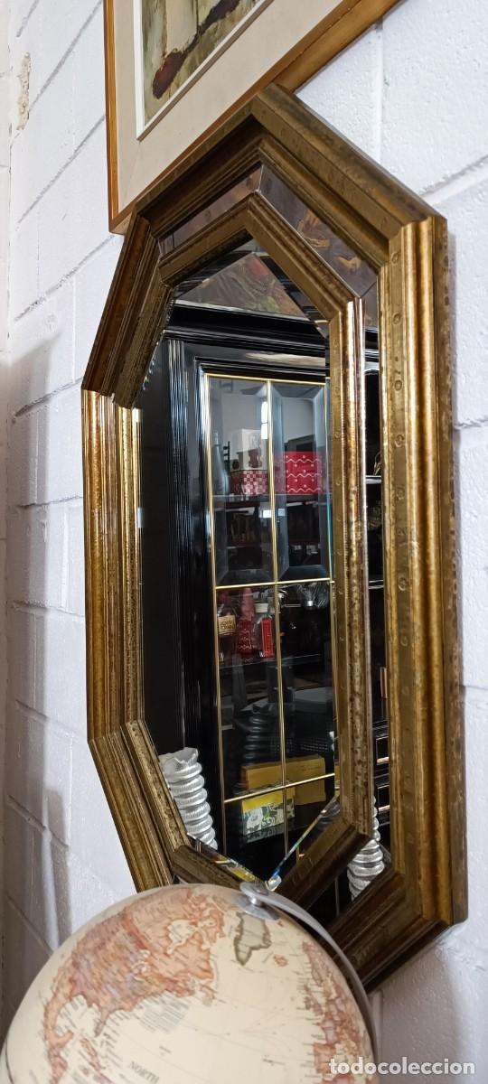 Vintage: ESPEJO OCTOGONAL DE MADERA Y LAT&Oacute;N. - Foto 6