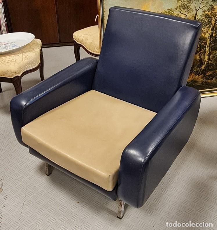 Vintage: Butaca en escay azul y crema. - Foto 5