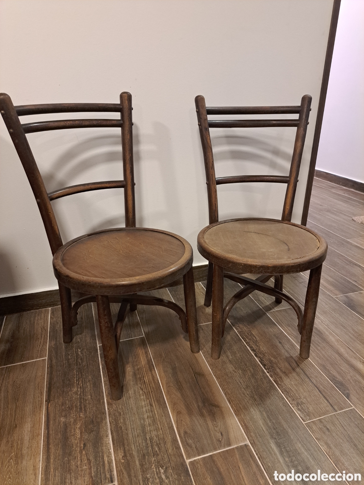 Vintage: 2 sillas bajas estilo - Foto 1