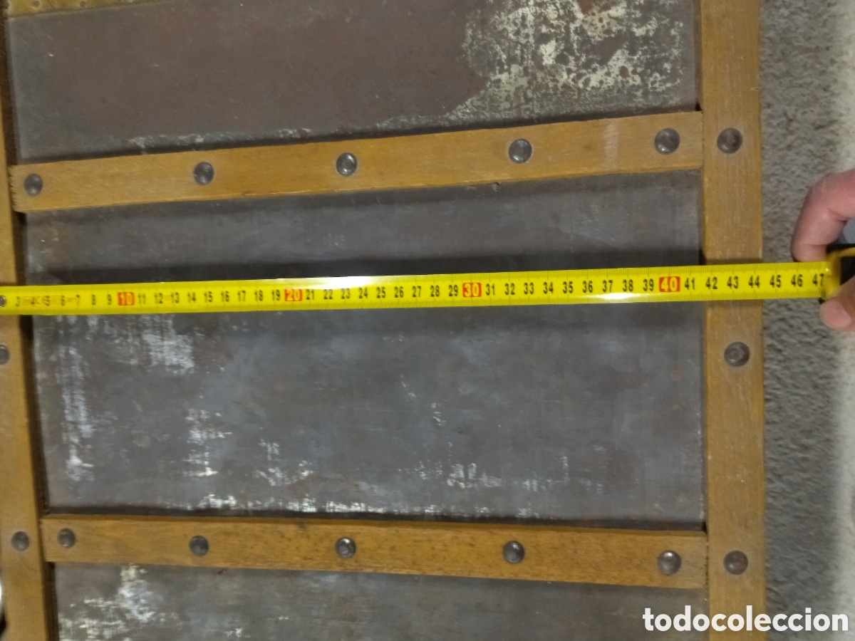 Vintage: Precioso Ba&uacute;l arca de chapa y madera - Foto 4