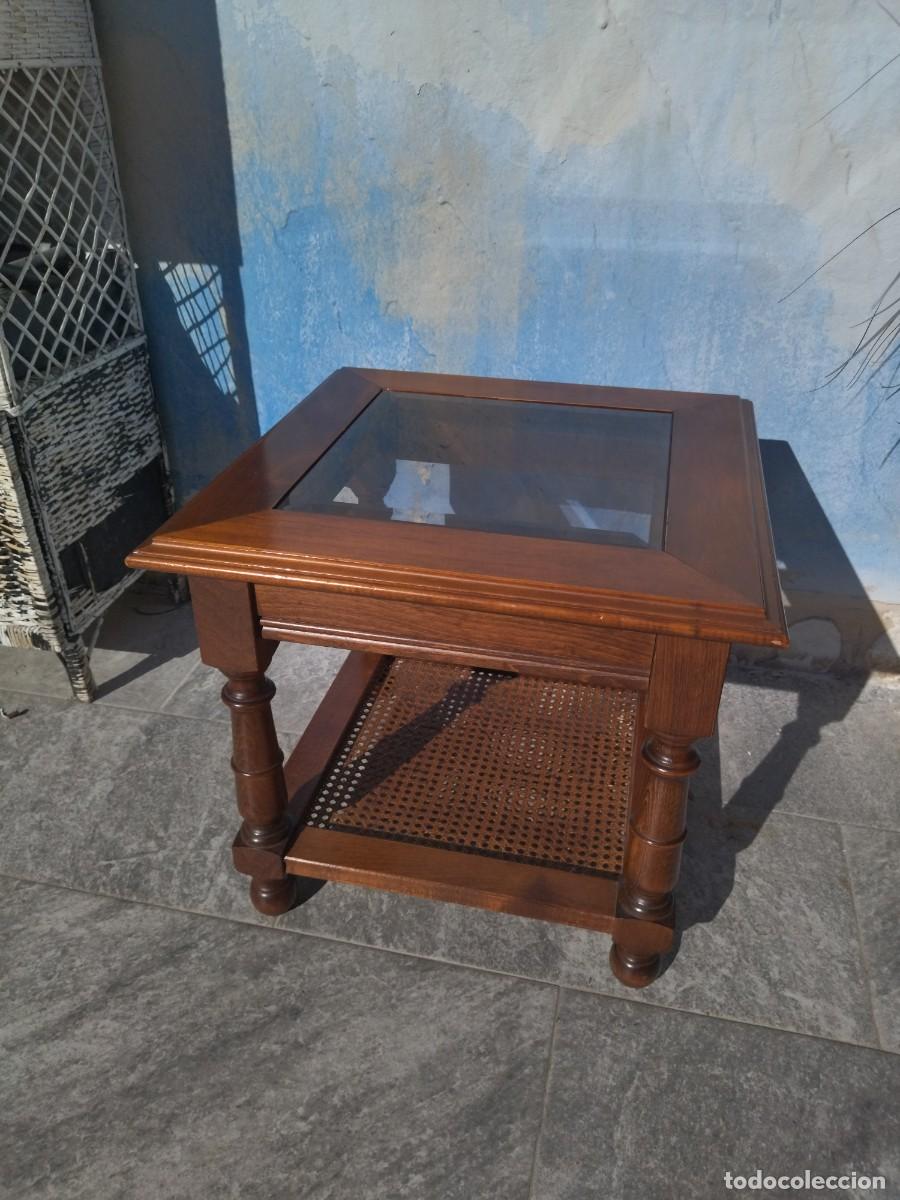 Vintage: Mesa de centro de madera noble, rat&aacute;n y cristal. - Foto 1