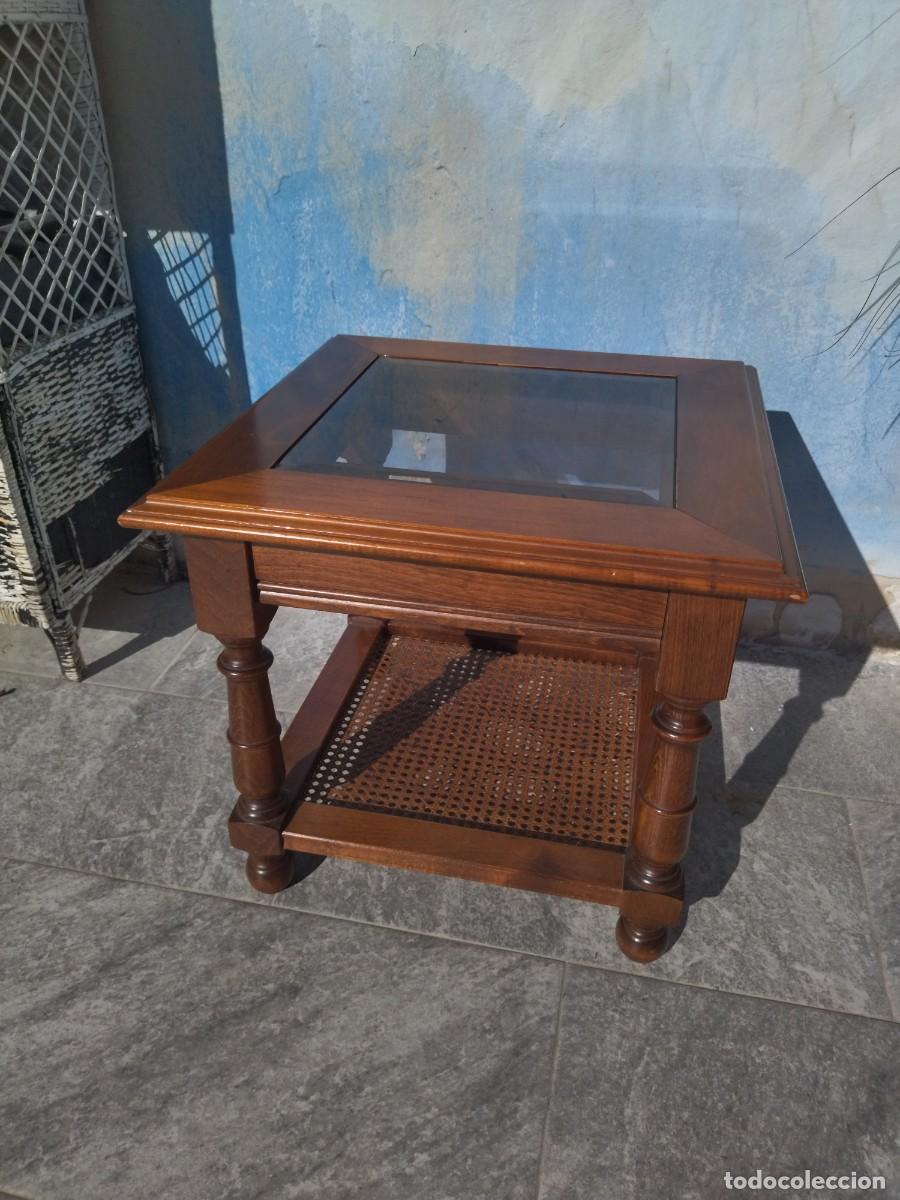 Vintage: Mesa de centro de madera noble, rat&aacute;n y cristal. - Foto 2