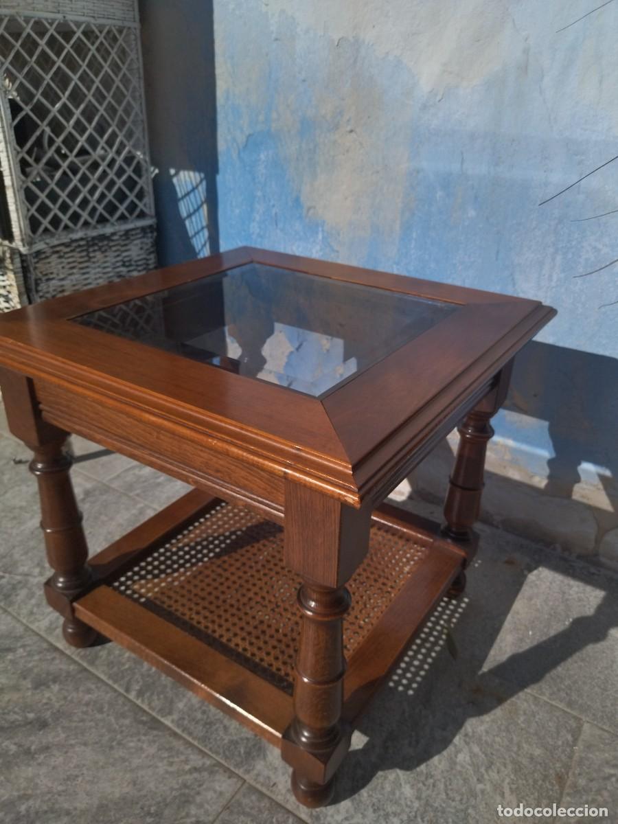 Vintage: Mesa de centro de madera noble, rat&aacute;n y cristal. - Foto 8