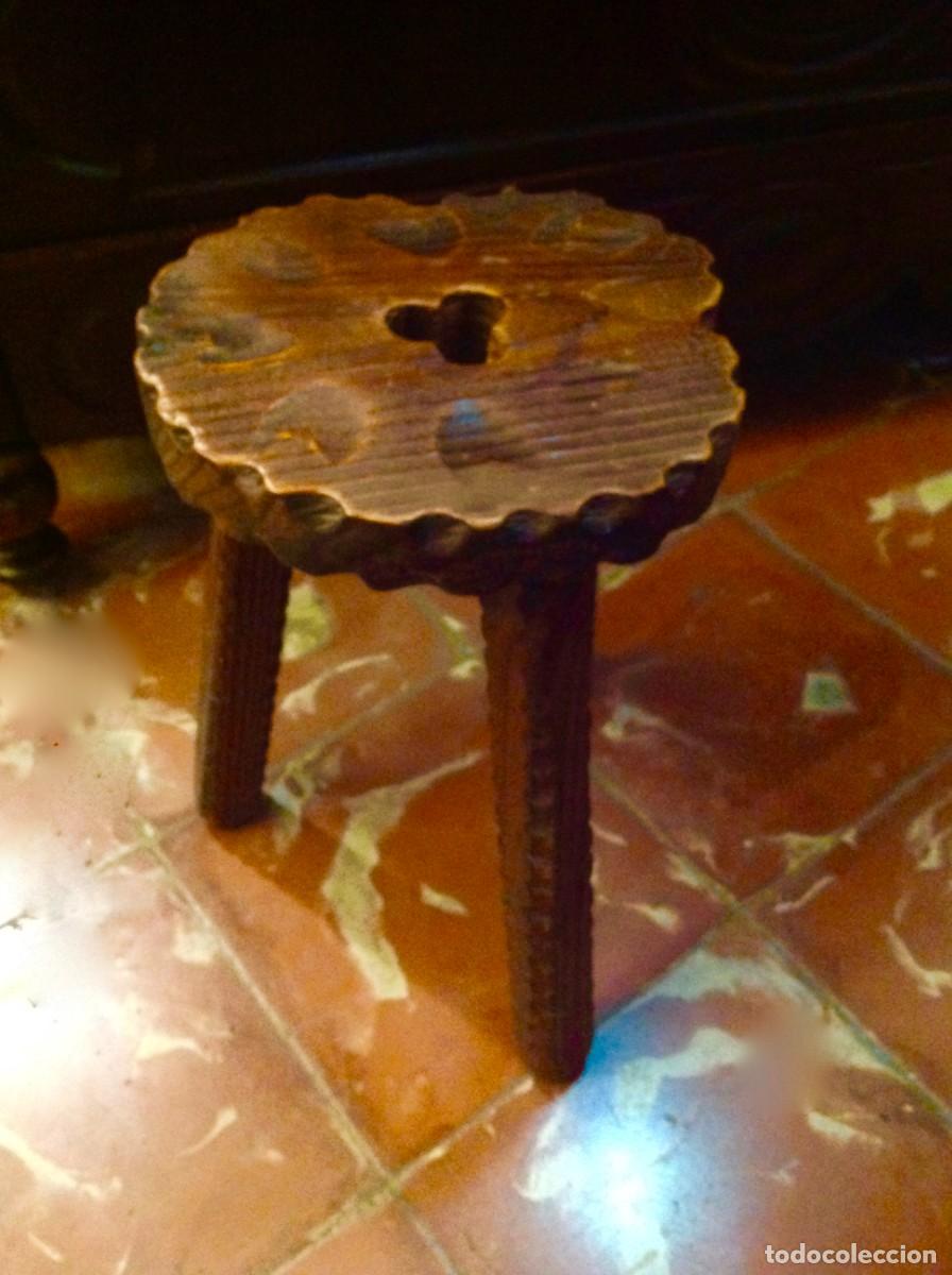 Vintage: Taburete tr&iacute;pode de madera vintage, Espa&ntilde;a 1960 - Foto 5