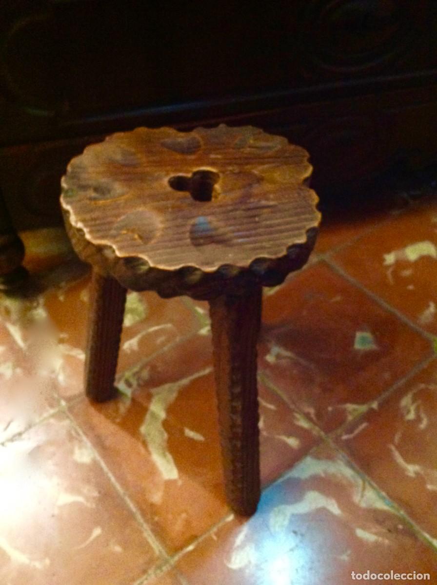 Vintage: Taburete tr&iacute;pode de madera vintage, Espa&ntilde;a 1960 - Foto 6