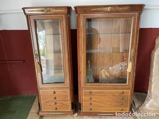 Vintage: VITRINAS CRISTALERA EN MADERA DE NOGAL - Foto 1