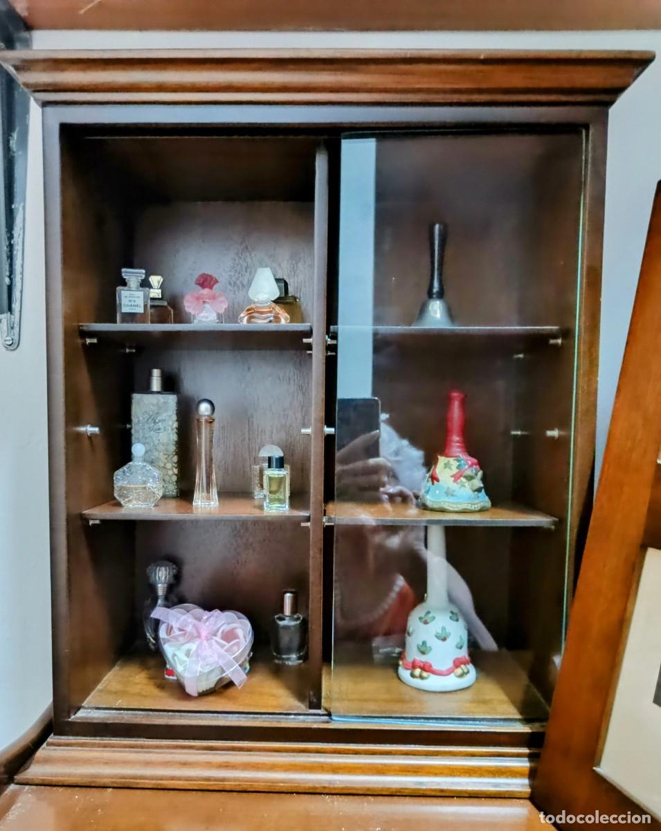 Vintage: Bonito mueble expositor - Foto 5