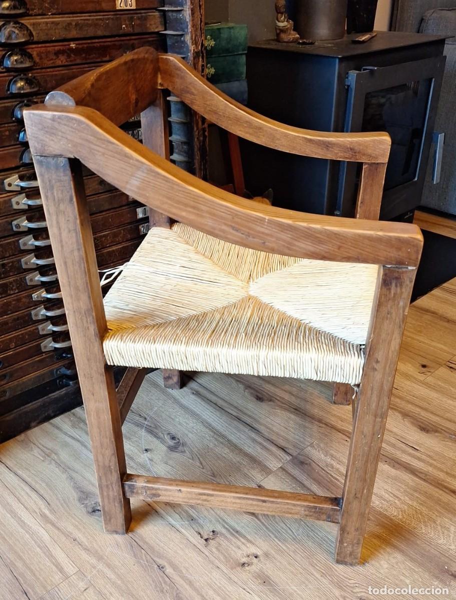 Vintage: Antiguo Sill&oacute;n de Madera y Mimbre - Foto 5