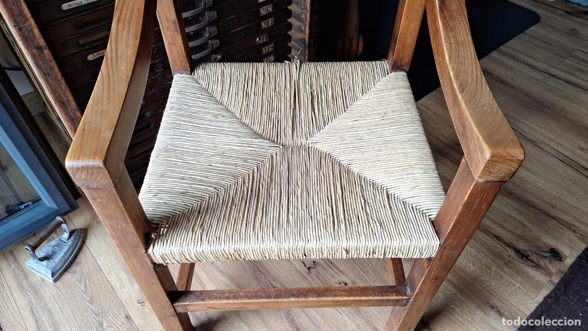 Vintage: Antiguo Sill&oacute;n de Madera y Mimbre - Foto 6