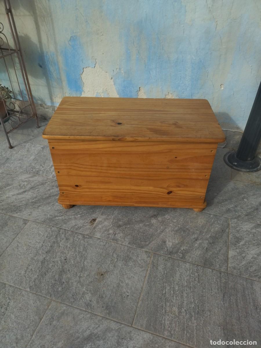 Vintage: Ba&uacute;l de madera de pino natural. - Foto 1