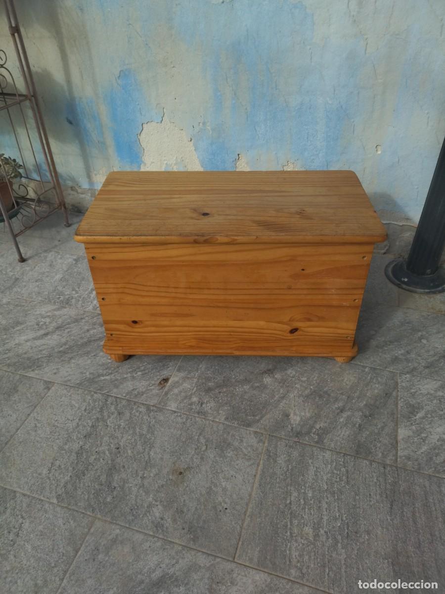 Vintage: Ba&uacute;l de madera de pino natural. - Foto 2