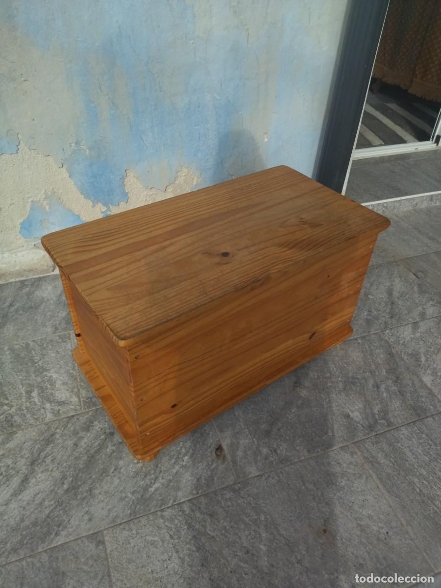 Vintage: Ba&uacute;l de madera de pino natural. - Foto 4
