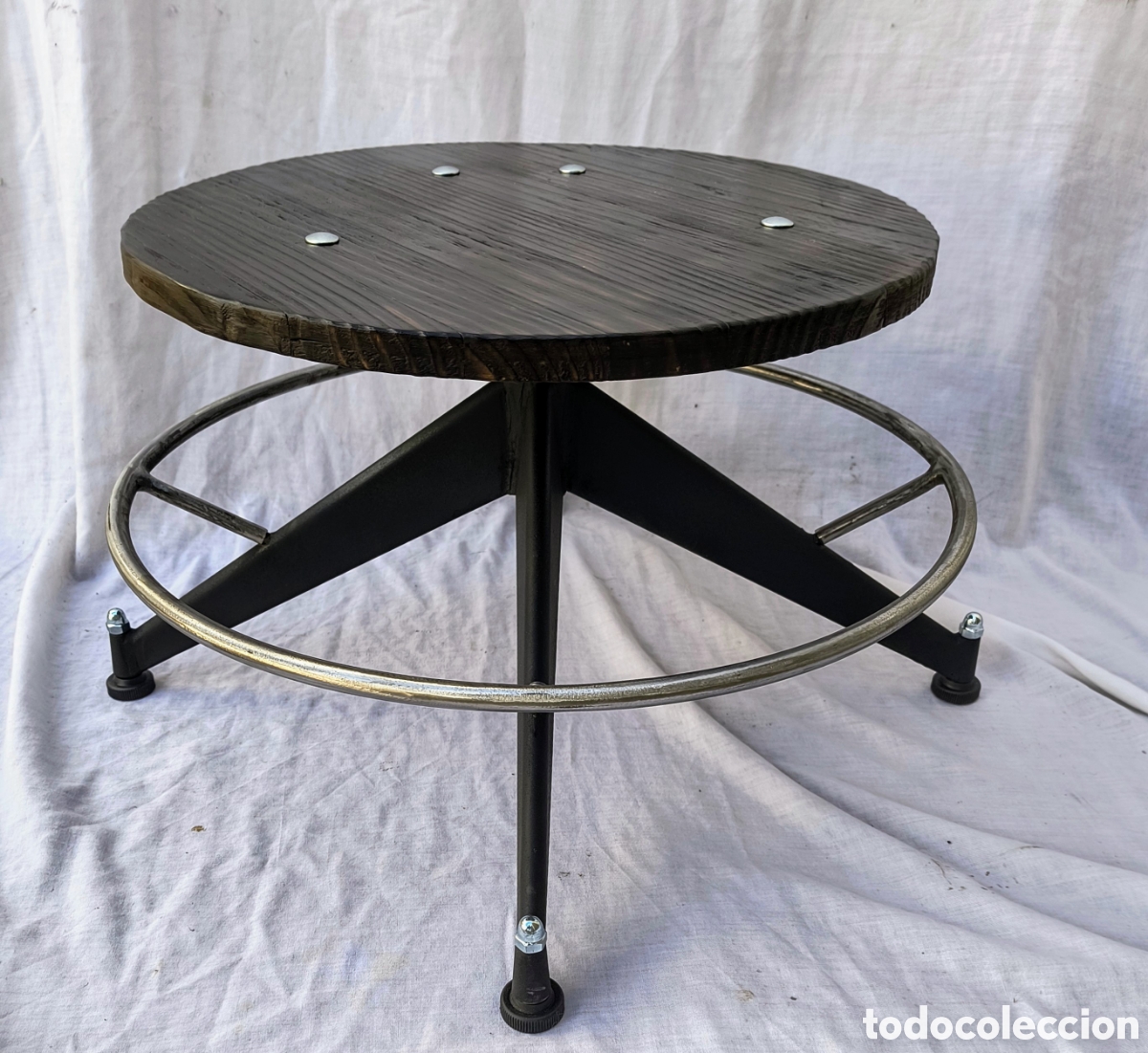 Vintage: Mesa auxiliar tipo industrial - Foto 1