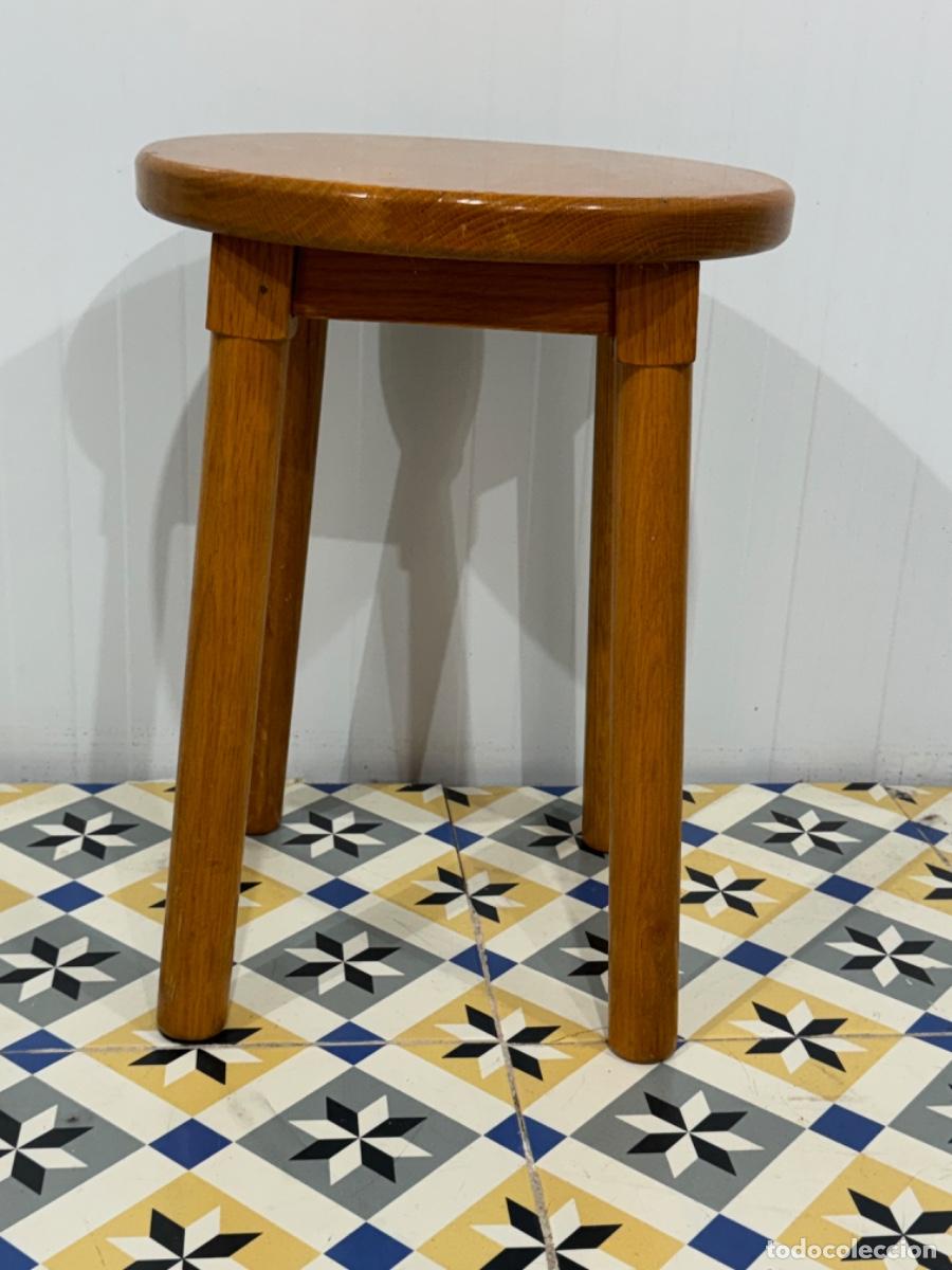Vintage: TABURETE EN MADERA DE PINO - Foto 2