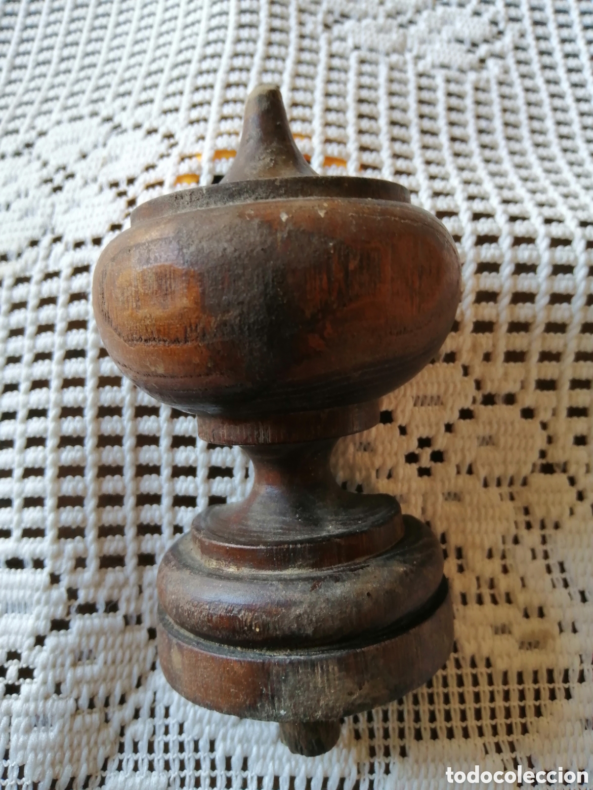 Vintage: PEQUE&Ntilde;O REMATE DE MUEBLE. CASTA&Ntilde;O - Foto 3