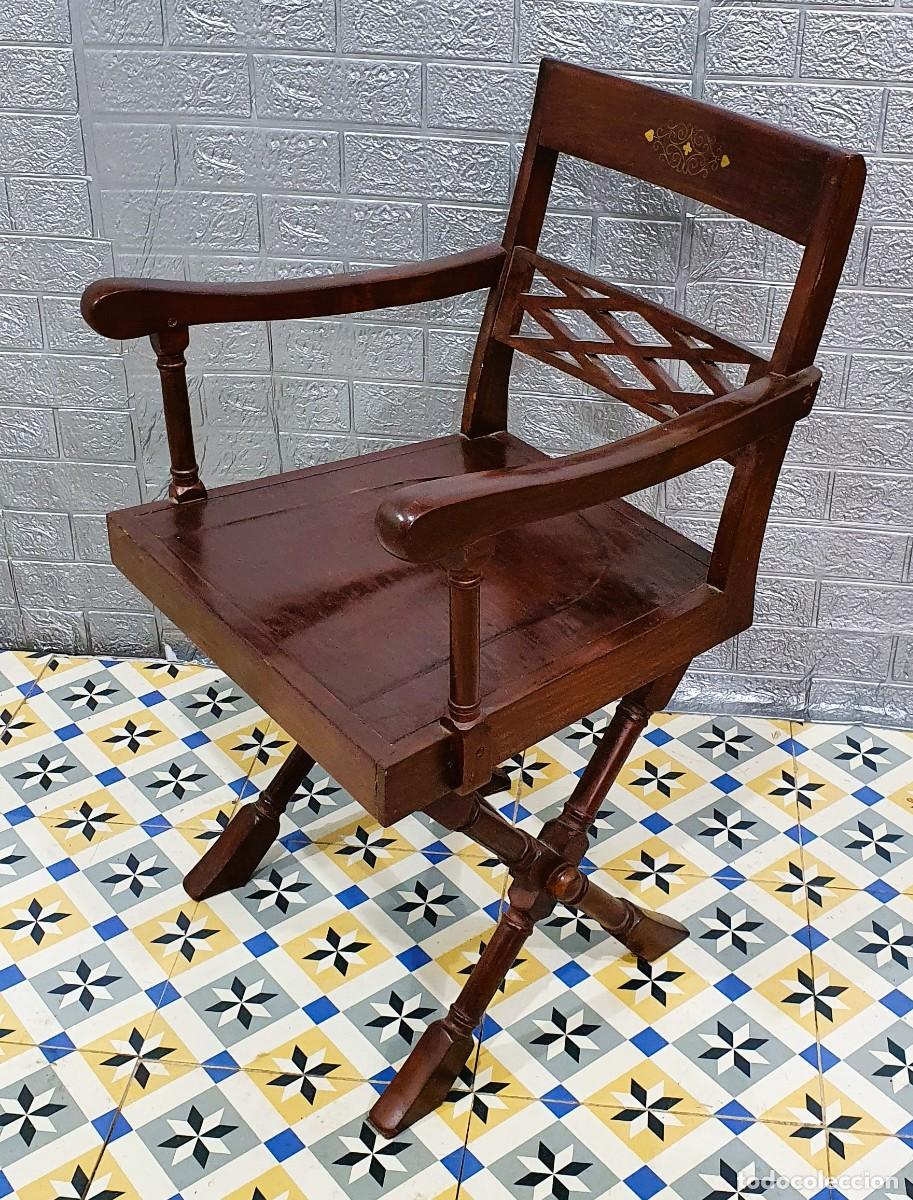 Vintage: Sill&oacute;n vintage con incrustaciones de metal - Foto 1