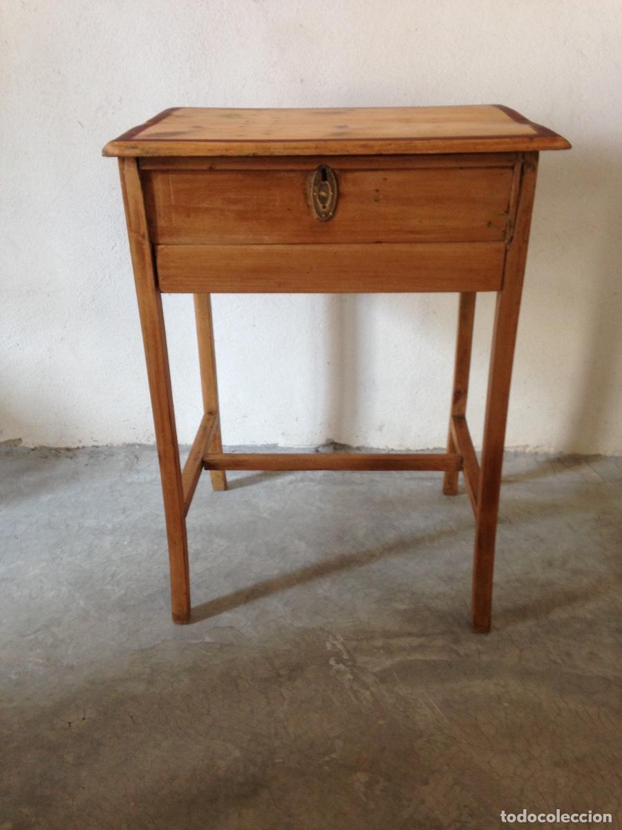 Vintage: Antiguo pupitre restaurado - Foto 1