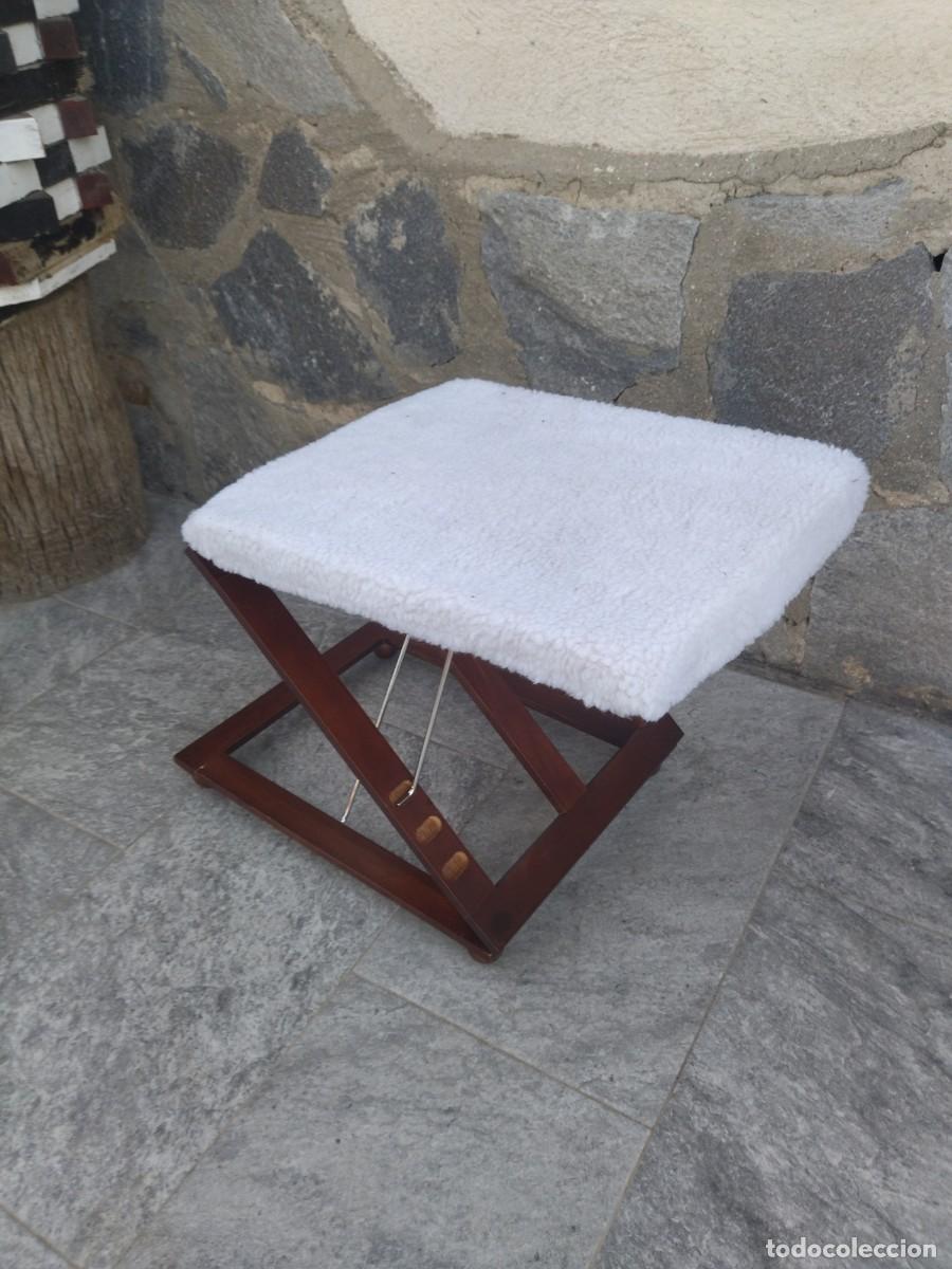Vintage: Reposa pies de madera, plegable. - Foto 6