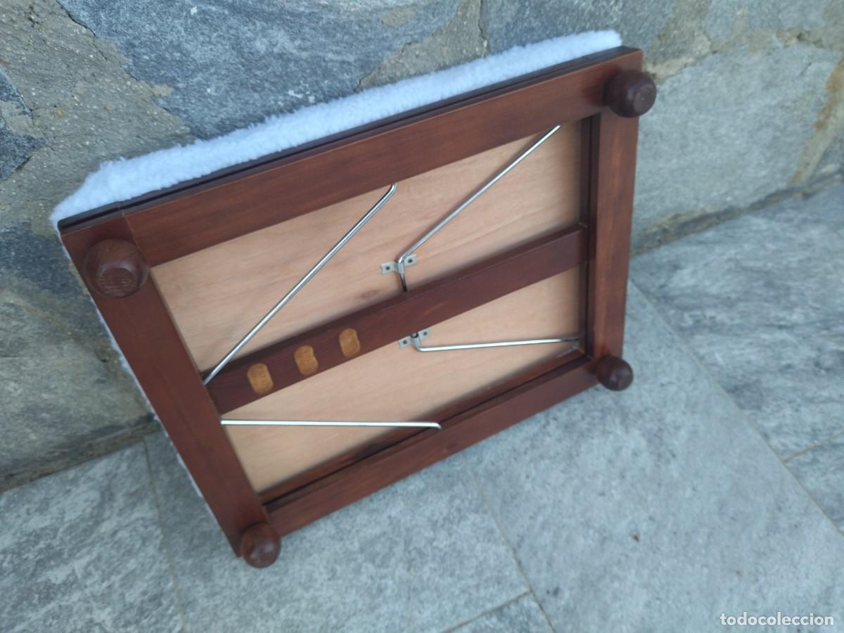 Vintage: Reposa pies de madera, plegable. - Foto 9