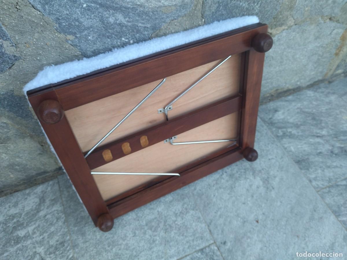 Vintage: Reposa pies de madera, plegable. - Foto 10