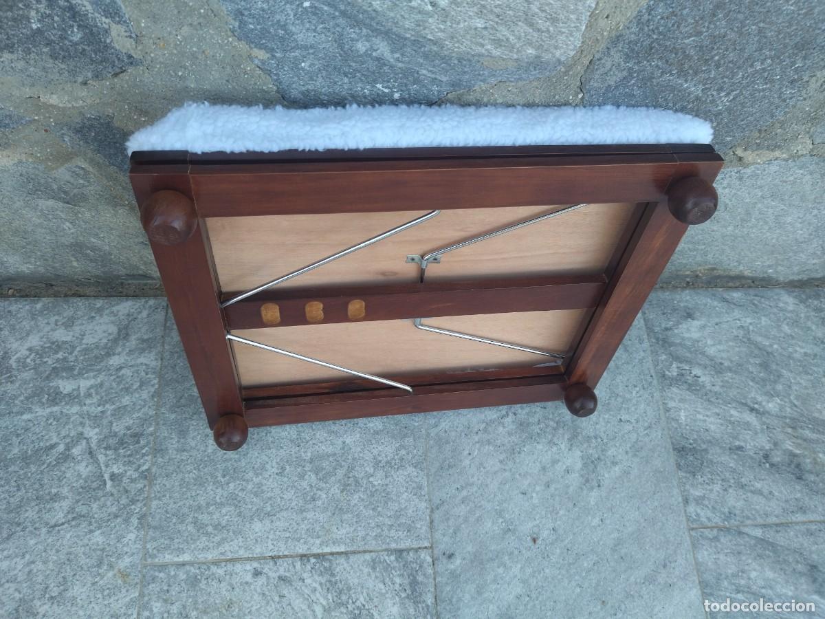 Vintage: Reposa pies de madera, plegable. - Foto 11
