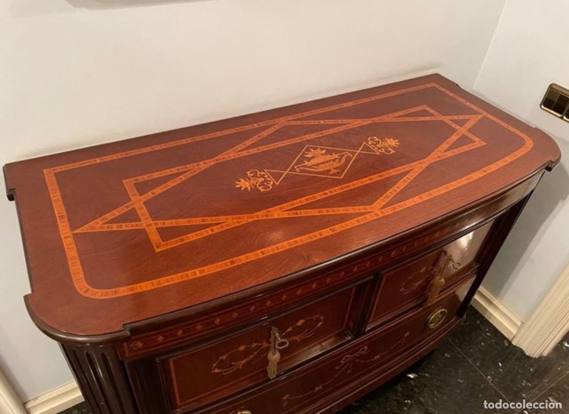 Vintage: Mesa c&oacute;moda con marqueter&iacute;a - Foto 2