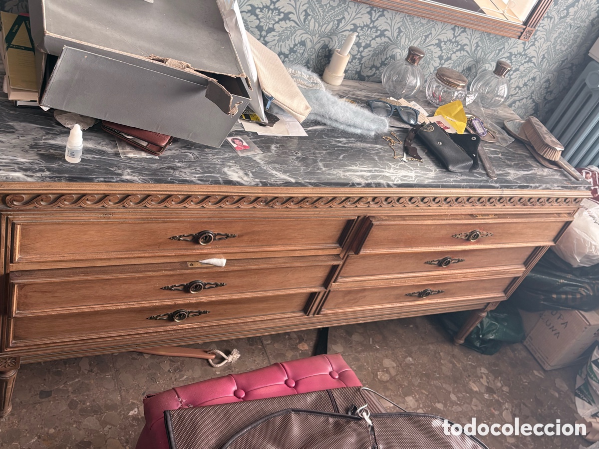 Vintage: Comoda y mesitas de cama a conjunto - Foto 2