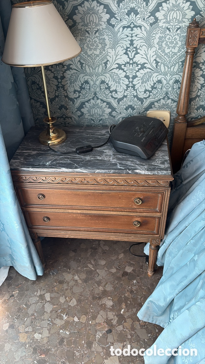 Vintage: Comoda y mesitas de cama a conjunto - Foto 3