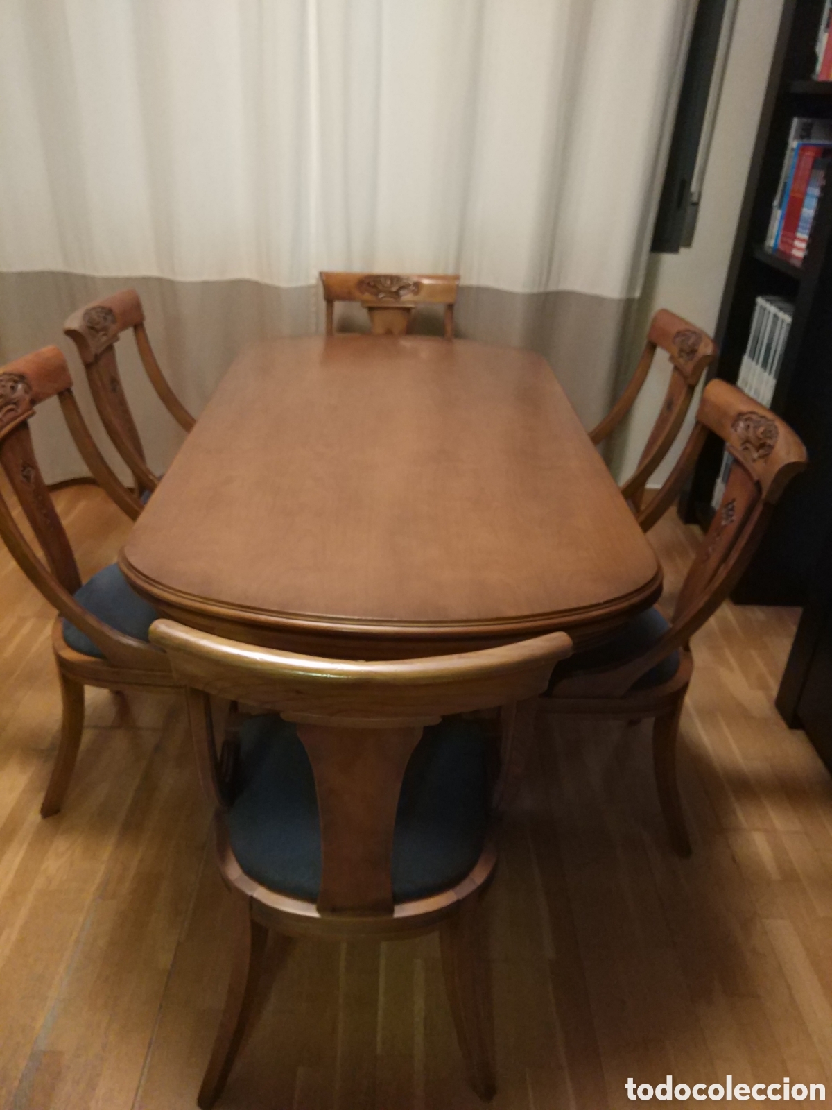 Vintage: Mesa de comedor con seis sillas. - Foto 1