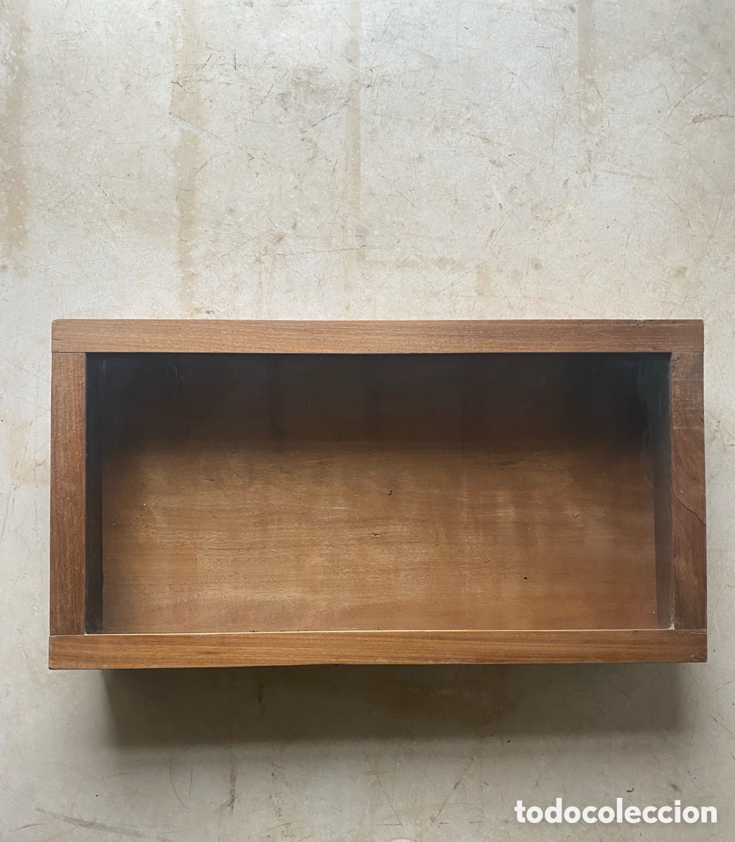 Vintage: Vitrina vintage de madera - Foto 1