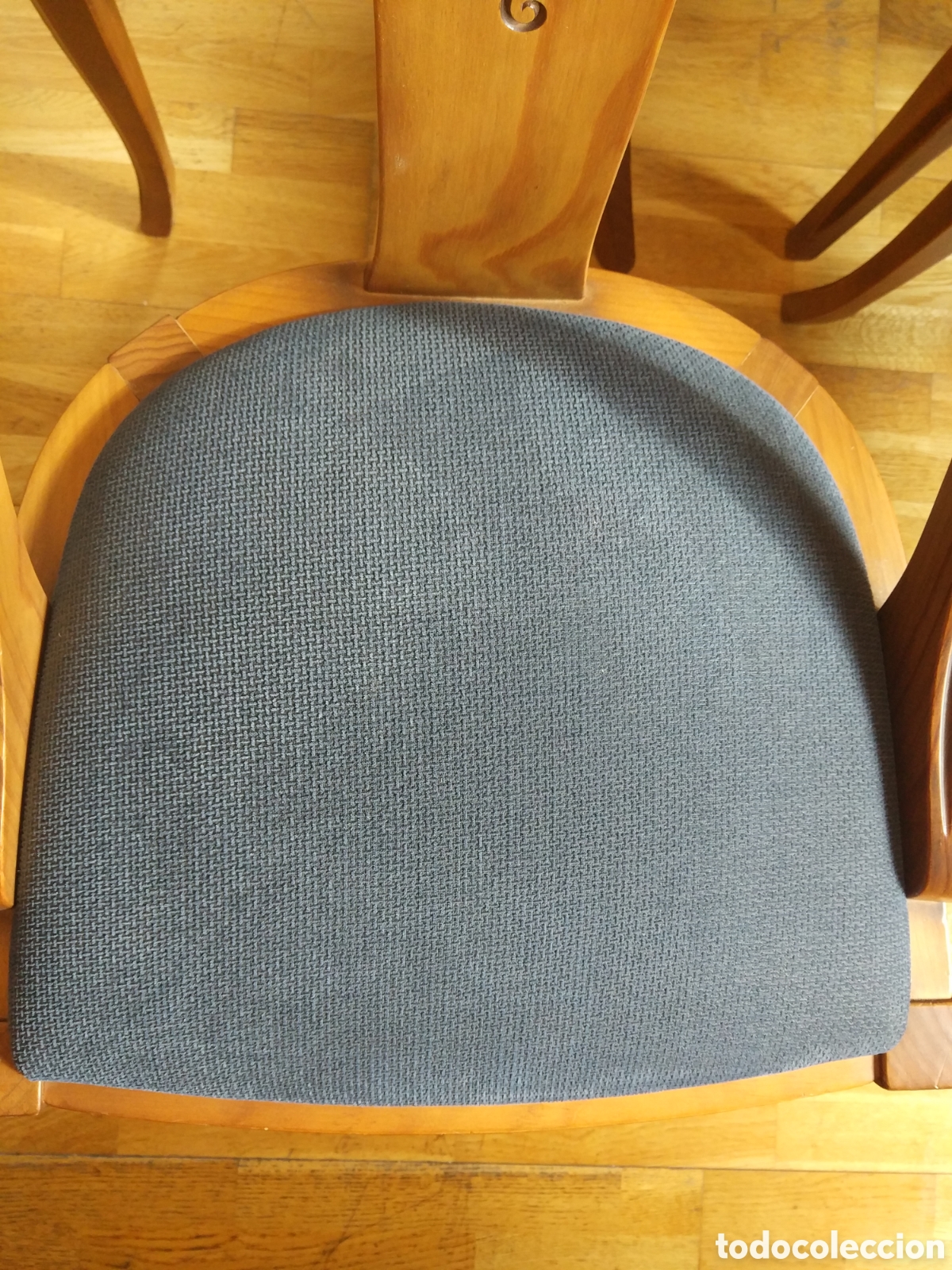 Vintage: Mesa de comedor con seis sillas. - Foto 9