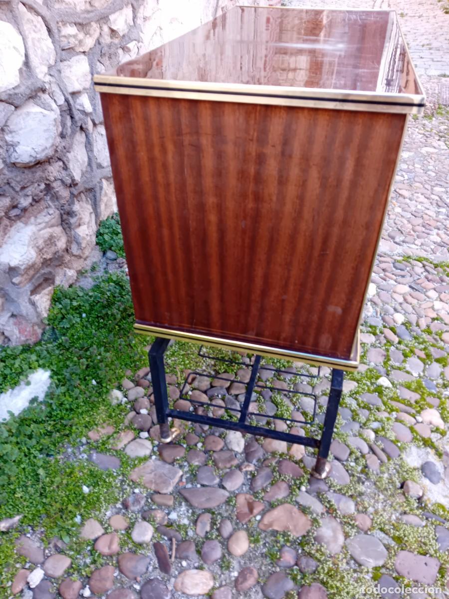 Vintage: Mueble bar d&eacute;cada de los 60 - Foto 9