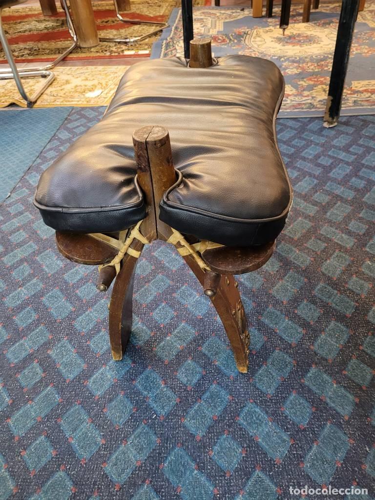 Vintage: TABURETE DE MONTURA DE CAMELLO - Foto 4