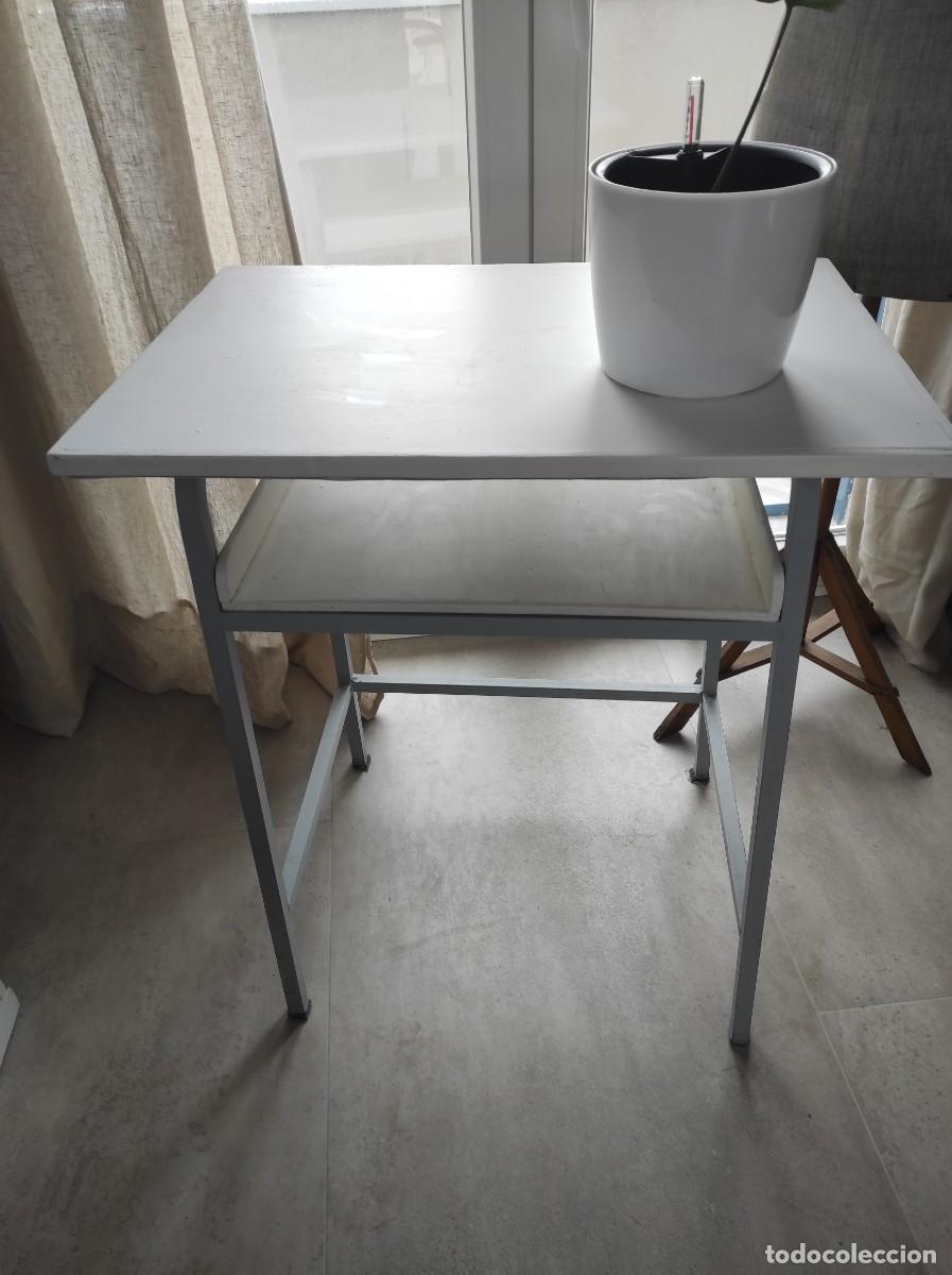 Vintage: Mesa auxiliar con balda - Foto 4