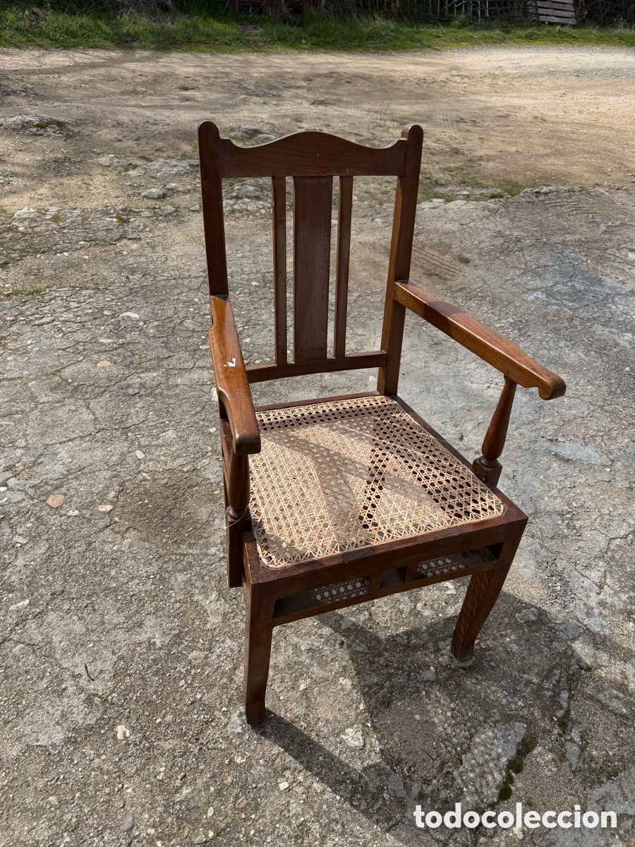 Vintage: Sill&oacute;n en madera y rejilla - Foto 1