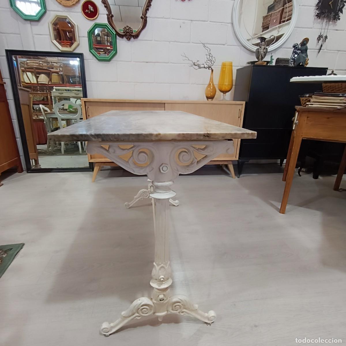 Vintage: Mesa Bistr&oacute; M&aacute;rmol y Hierro Blanco. - Foto 3