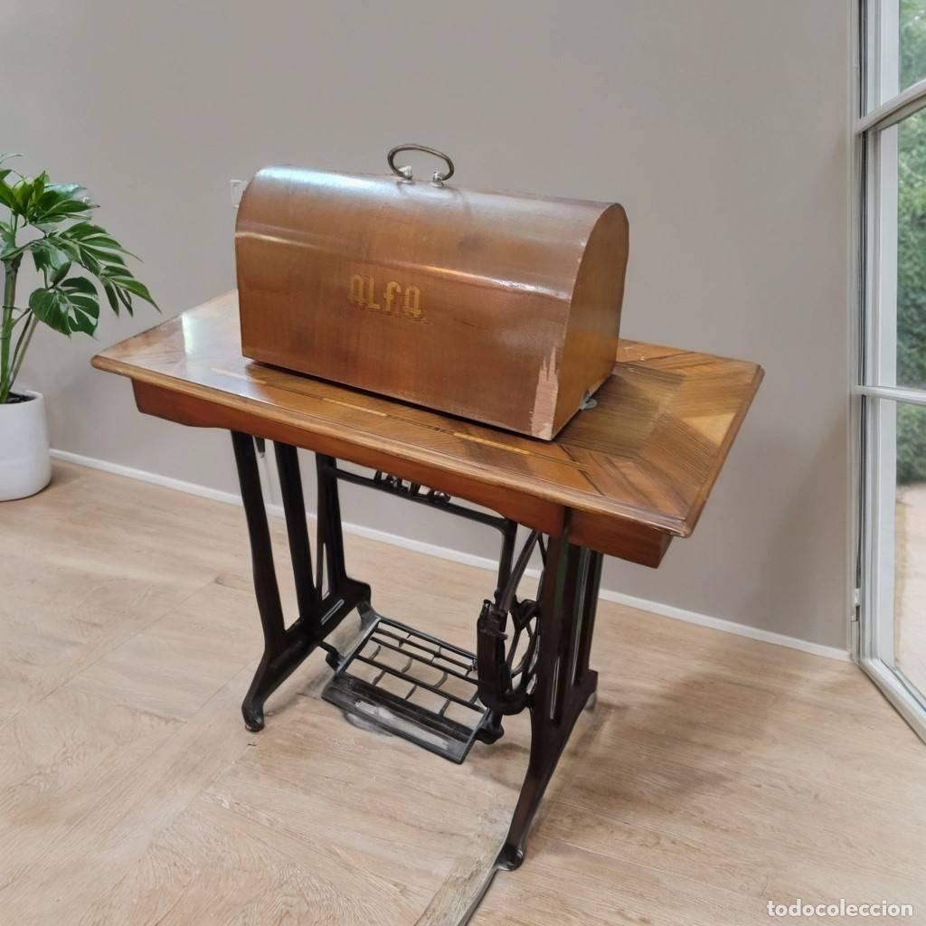 Vintage: MAQUINA DE COSER ALFA - Foto 1