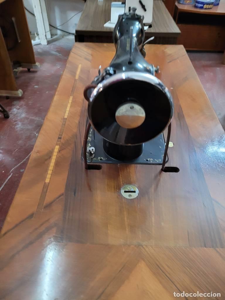 Vintage: MAQUINA DE COSER ALFA - Foto 6