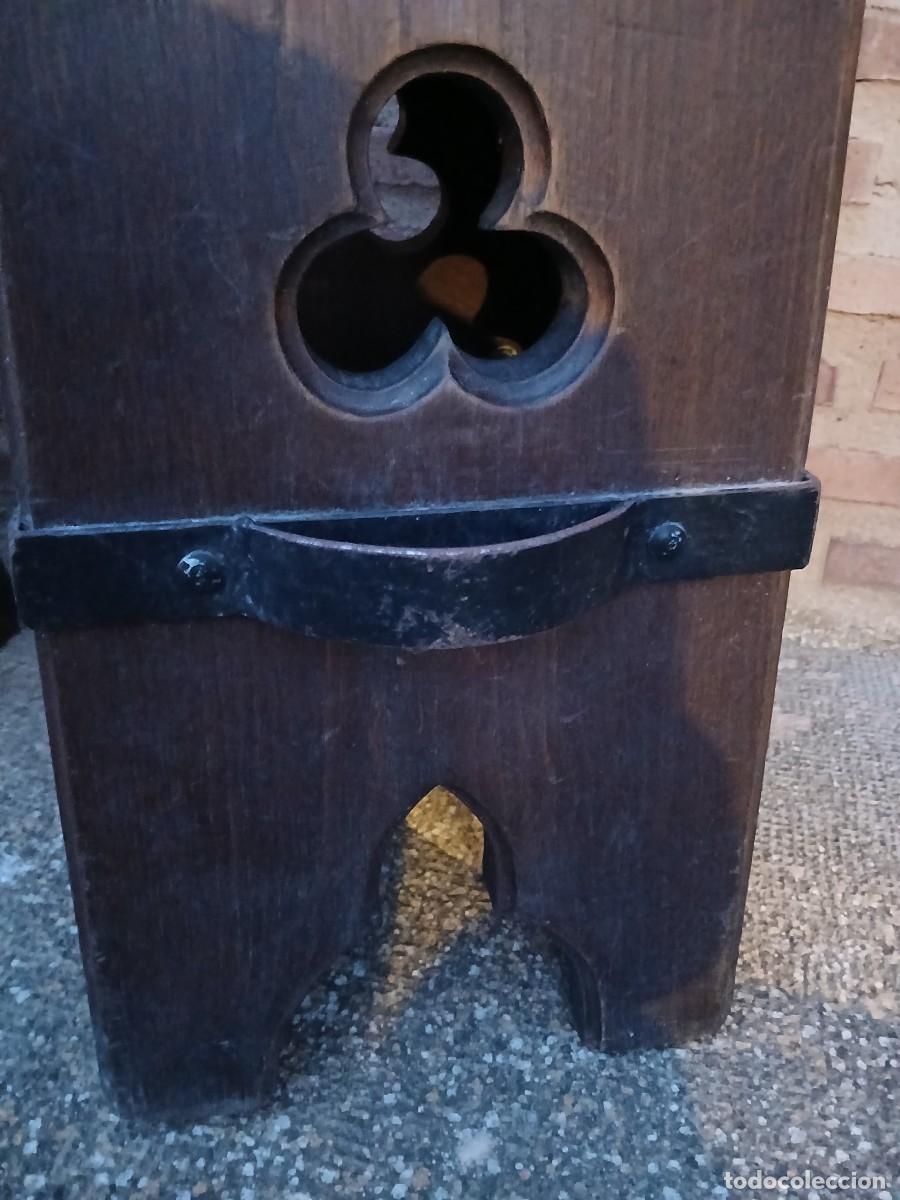 Vintage: Taburete banqueta en madera estilo g&oacute;tico - Foto 9