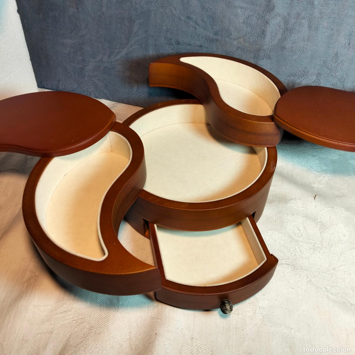 Vintage: Caja joyero forma de mueble peque&ntilde;o circular de madera vintage 4 cajones compartimientos marr&oacute;n