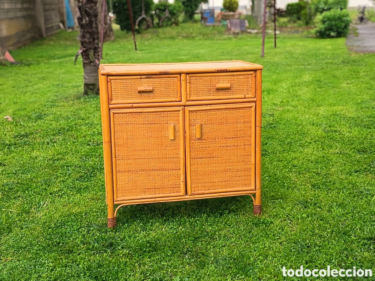 Vintage: Mueble de ratan y mimbre 70 alto x 68 largo x 32 fondo x peso 16,7 Mueble c&oacute;moda cajonera de ratan y