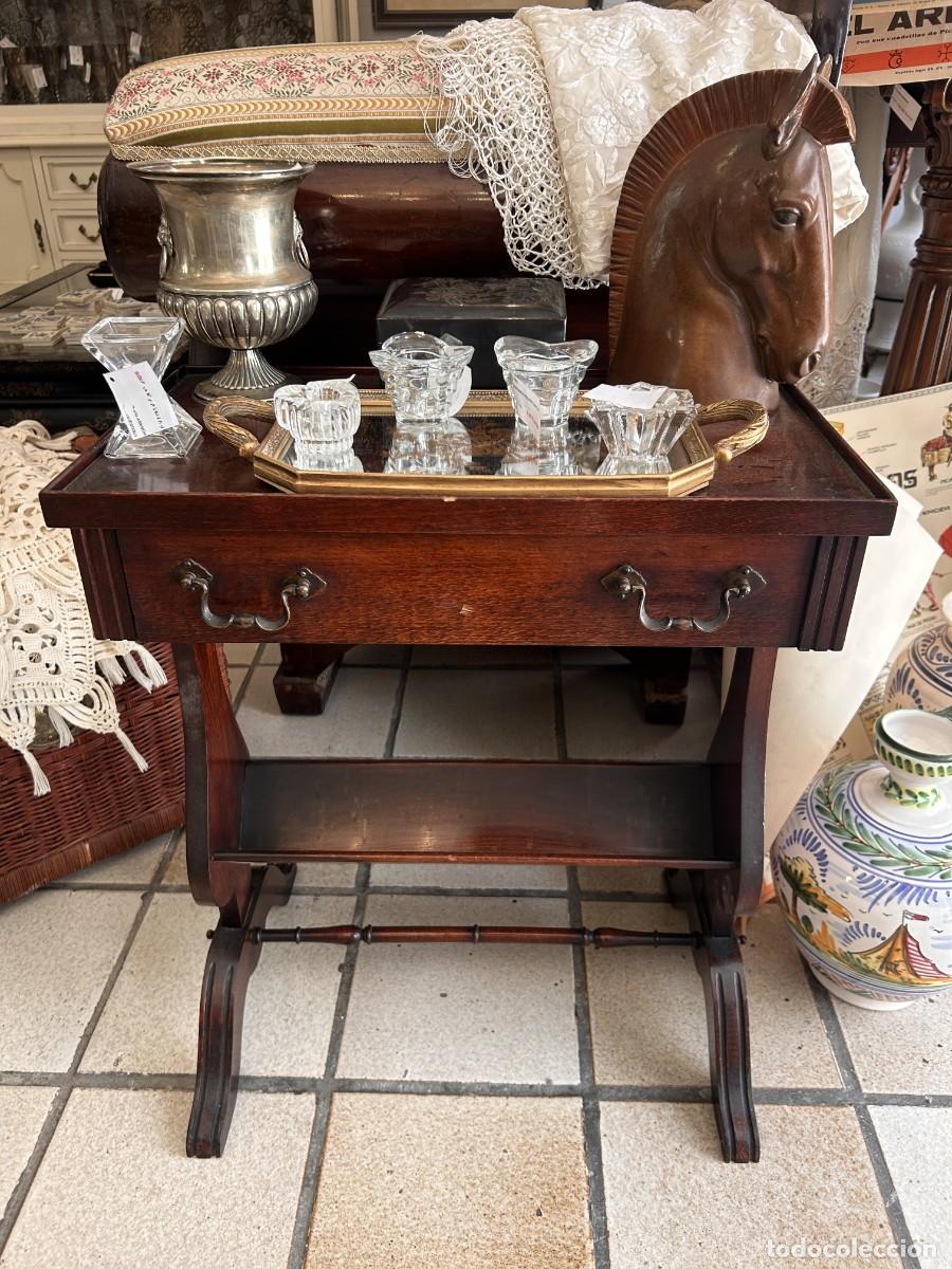 Vintage: Mesita auxiliar de madera - Foto 1
