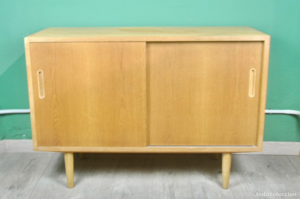 Vintage: Aparador dan&eacute;s en madera de haya de la marca Hundevad